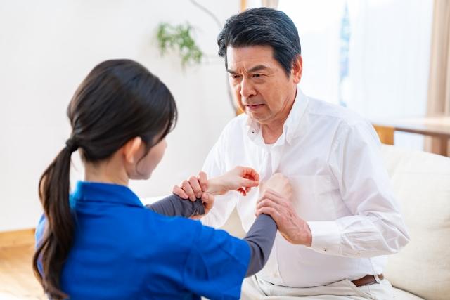 介護職で信頼されない人の特徴とは？現場で評価を下げるNG行動