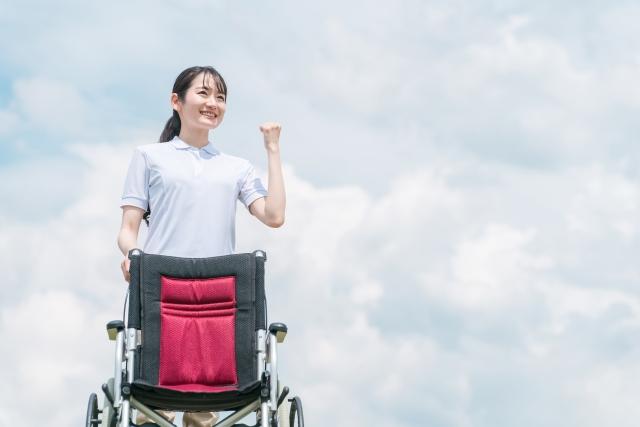 介護職の研修内容とは？入職後に学ぶことと成長の流れ