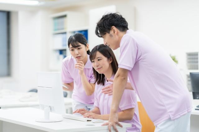 介護職の仕事の覚え方とは？未経験でもスムーズに身につけるコツ