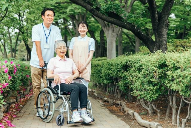 介護職の「4週8休」とは？求人票の休日表記をわかりやすく解説